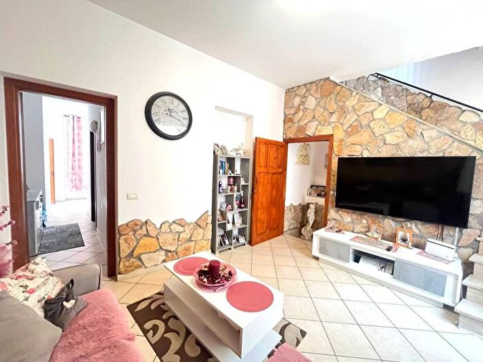 Casa con 6 locali in vendita in Piazza Largo Bazzicano, Centro, Sciacca