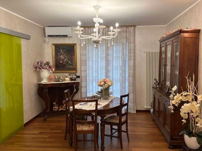Casa con 6 locali in vendita in Via Michelangelo, Borghetto Santo Spirito