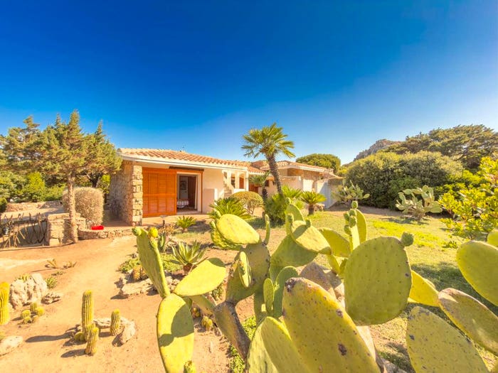 Casa con 5 locali in vendita in Località Portobello di Gallura, Portobello, Aglientu