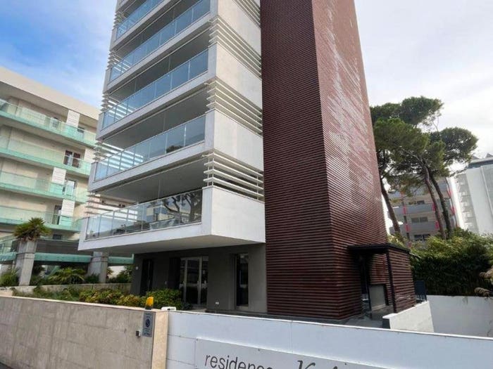 Appartamento quadrilocale in vendita in Via dell'Arenile, Centro, Lignano Sabbiadoro