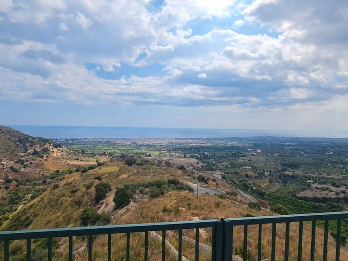 Casa con 5 locali in vendita in Via Amatura, Montagna, Avola