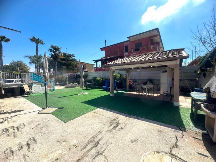 Casa quadrilocale in vendita in Via San Nullo, Licola Paese, Giugliano in Campania