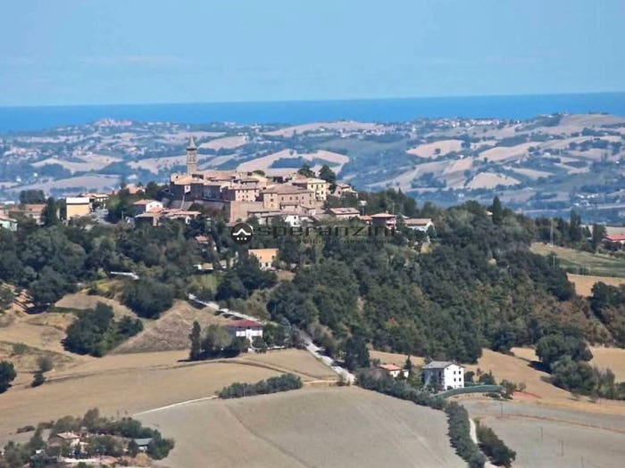 Casa quadrilocale in vendita in via piave, Centro, Fratte Rosa