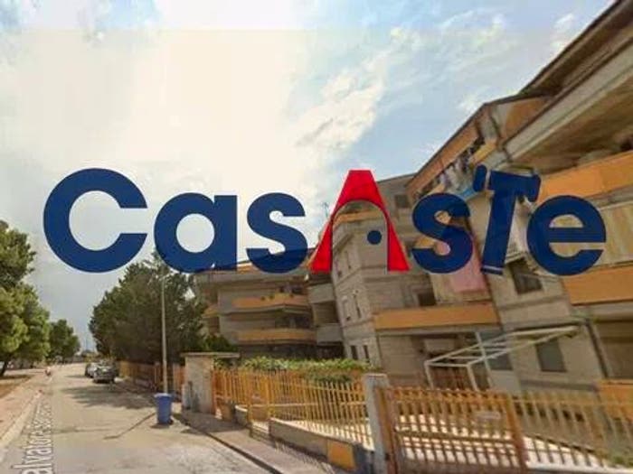 Appartamento quadrilocale in vendita in Via Salvatore Santeramo, Centro, Margherita di Savoia