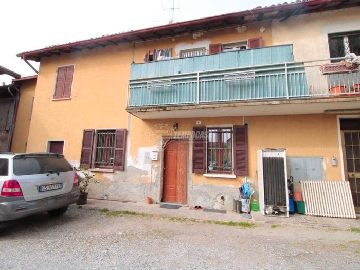 Appartamento bilocale in vendita in Via Piazzale Corte, Nobile Monguzzo, Monguzzo