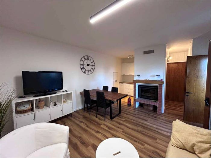 Appartamento trilocale in vendita in Via Nevegal, Belluno