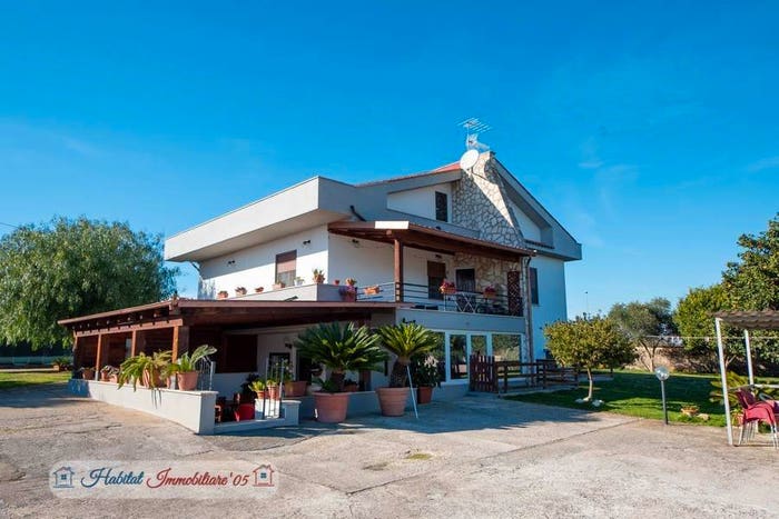 Casa con 6 locali in vendita in VIA TARANO, Cioccati Zucchetti, Nettuno