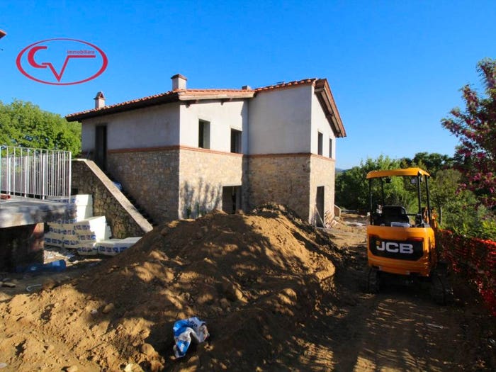 Casa con 6 locali in vendita in Via Piandichena, Laterina Pergine Valdarno