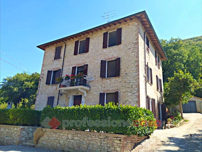 Casa con 5 locali in vendita in Strada Pantano Pieve Petroia, San Giovanni del Pantano Antognolla, Perugia
