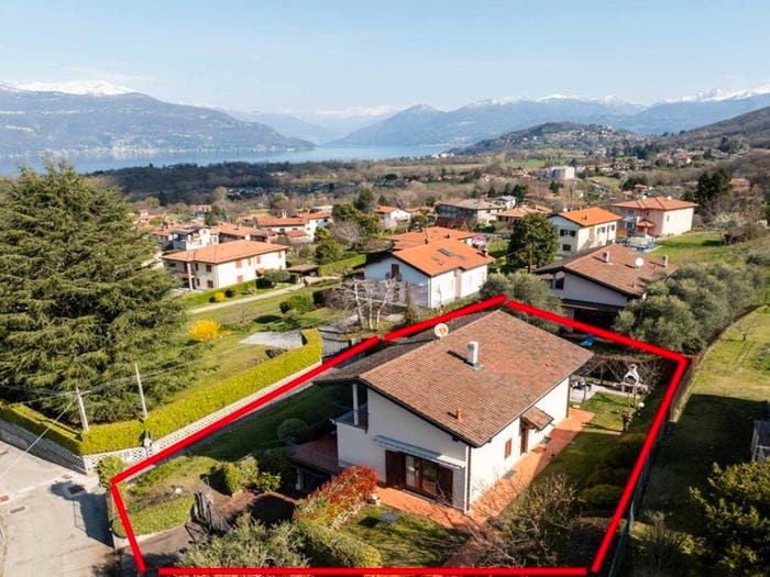 Casa quadrilocale in vendita in Via Torre, Centro, Porto Valtravaglia