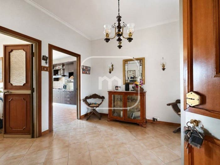 Appartamento trilocale in vendita in Via Rometta, Rocca Cencia, Roma