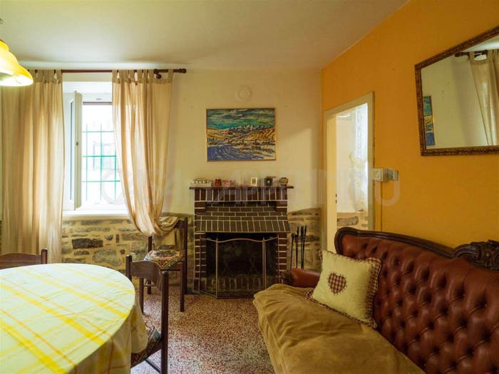 Casa con 6 locali in vendita in Centro, Frassinoro