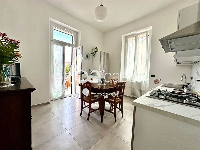 Appartamento quadrilocale in vendita in Via Ugo Foscolo, Centro, Loano