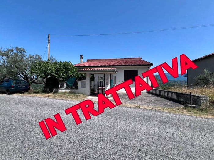 Casa trilocale in vendita in Via Piana, Centro, Torrice