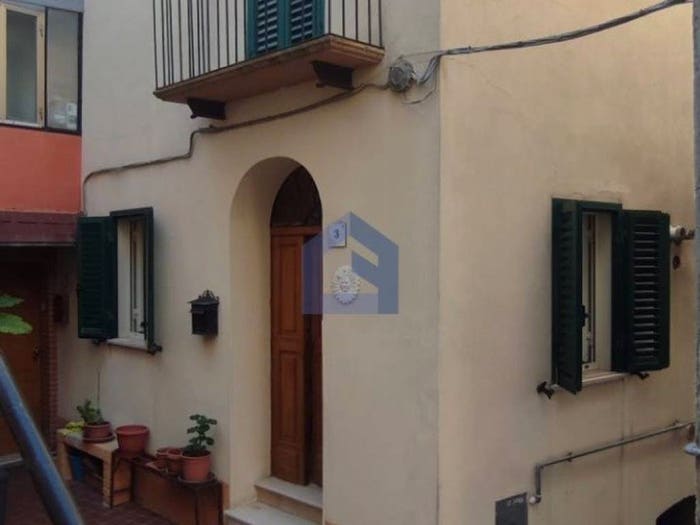 Casa con 6 locali in vendita in Centro, Archi