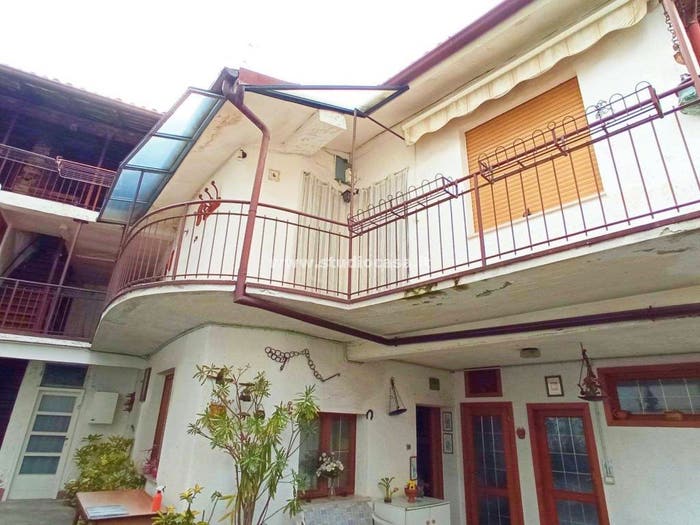 Casa con 6 locali in vendita in Centro, Clusone