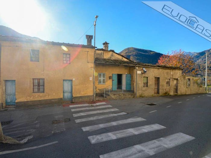 Casa con 6 locali in vendita in Via Maestra, Centro, Villar Pellice