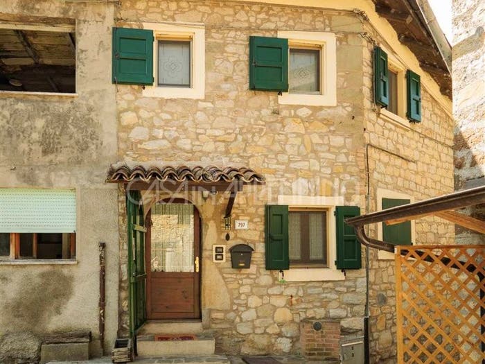 Casa con 6 locali in vendita in Prignano, Prignano sulla Secchia