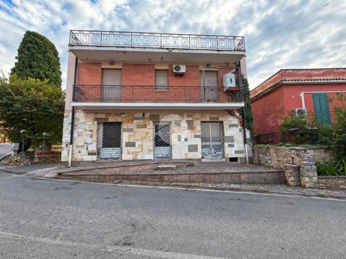 Appartamento monolocale in vendita in Viale roma, Canneto, Fara in Sabina