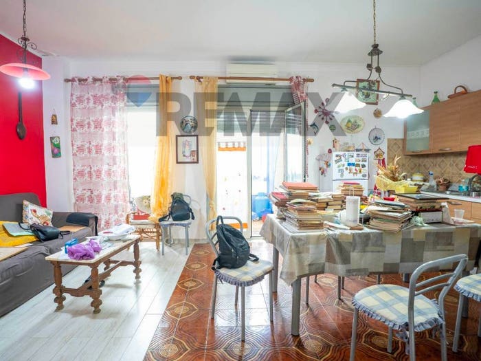 Appartamento trilocale in vendita in Via Delle Robinie, San Giorgio, Catania