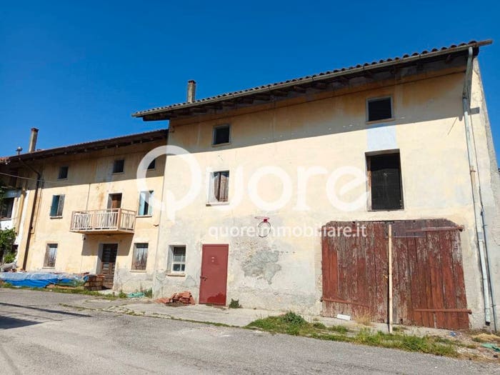 Casa con 6 locali in vendita in via acquedotto, Centro, San Vito di Fagagna