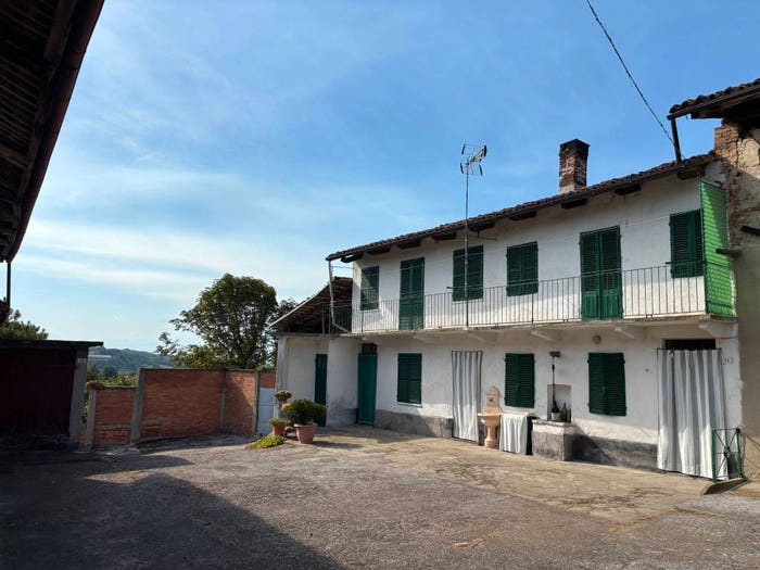 Casa con 6 locali in vendita in Strada Bricco, Cocconito Vignaretto, Cocconato