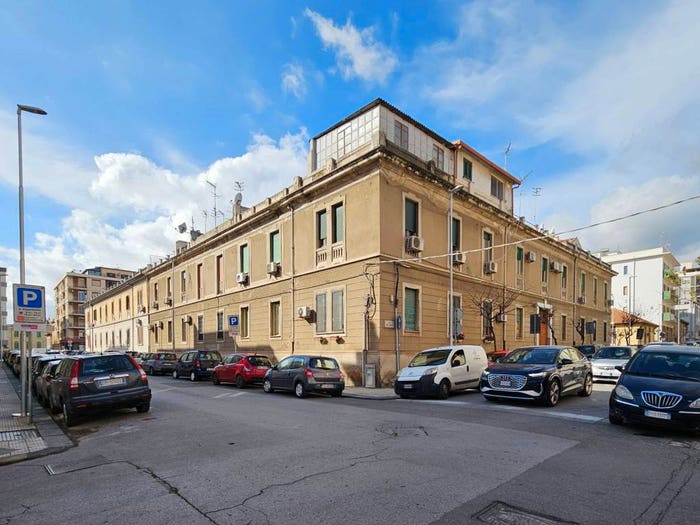 Appartamento bilocale in vendita in Via Carlo Citarella, San Martino, Messina