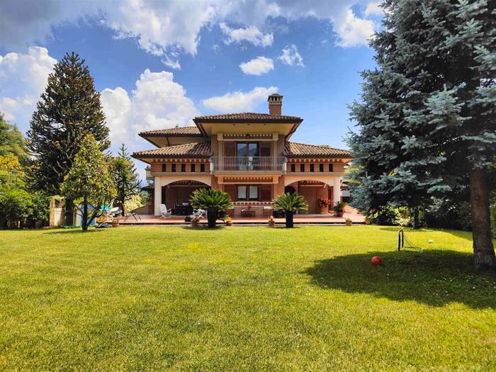 Casa con 6 locali in vendita in Centro Storico, Avellino