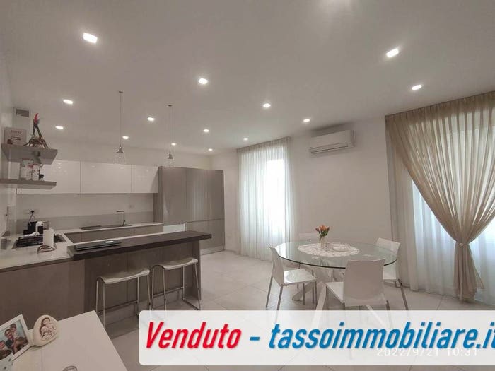 Appartamento quadrilocale in vendita in Centro, Ortona