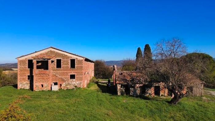Casa con 6 locali in vendita in Vocabolo Caprara, Città della Pieve