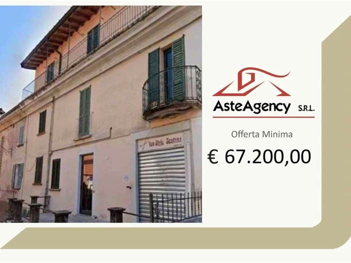 Appartamento con 5 locali in vendita in Via Pietro Pagliolico D, CugliateFabiasco
