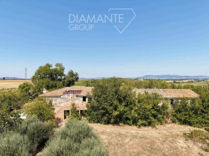 Casa con 6 locali in vendita in Centro, Marsciano