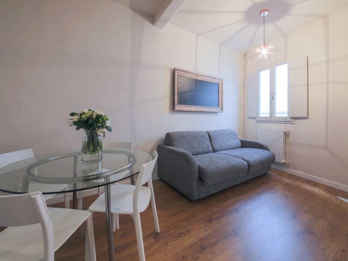 Appartamento bilocale in affitto in Via delle Pinzochere, Santa Croce, Firenze