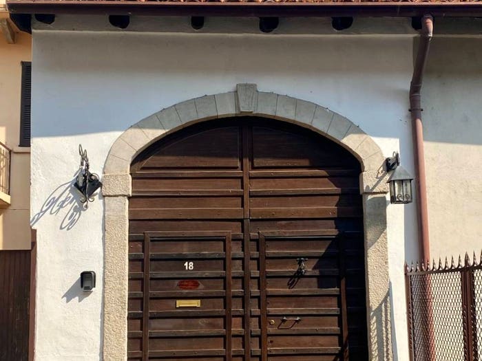 Casa quadrilocale in vendita in Pescate