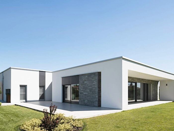 Casa con 6 locali in vendita in Via Giacomo Leopardi, Altidona
