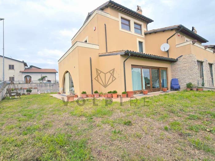 Casa con 5 locali in vendita in Via Vecchia Flaminia, Bastardo, Giano dell'Umbria