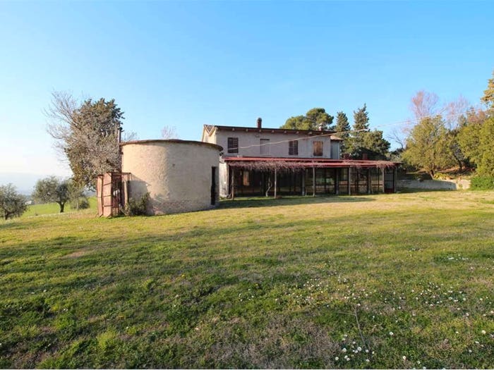 Casa con 6 locali in vendita in Strada provinciale, Montelabbate
