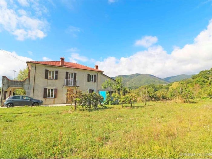Casa con 6 locali in vendita in canossa, Mulazzo