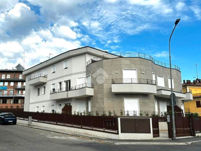 Appartamento bilocale in vendita in Via Pietro Mascagni, Centro, Pavullo nel Frignano