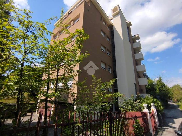 Appartamento trilocale in vendita in Via Monte Grappa, Como Sole, Como