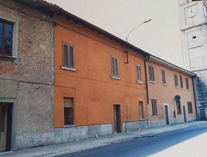 Appartamento in vendita in Via Redipuglia, Centro, Malnate