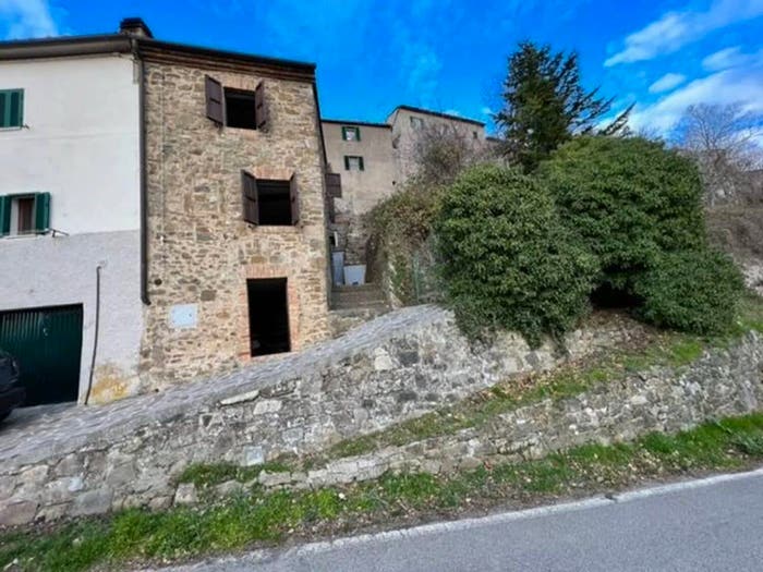 Casa con 5 locali in vendita in Via Dei Macelli No Number, Monticello Amiata, Cinigiano