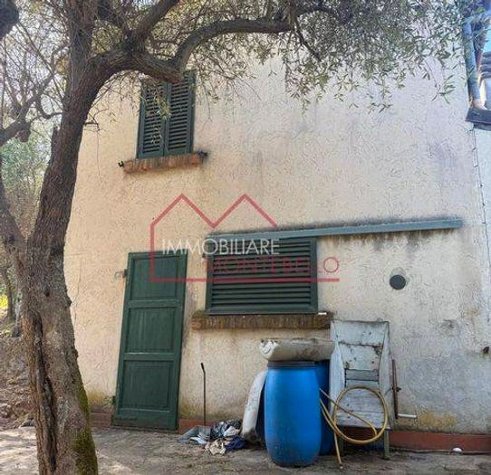 Casa trilocale in vendita in Via Greppolungo, Camaiore Paese, Camaiore