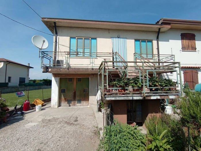 Casa con 6 locali in vendita in CAVARZERE San Pietro, Cavarzere