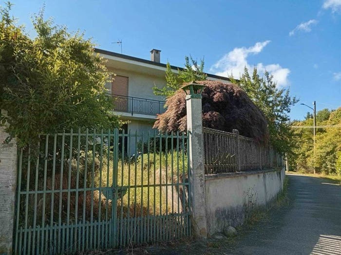 Casa con 6 locali in vendita in Casale Roletto, Trucchi Rossi Filippi, Zubiena