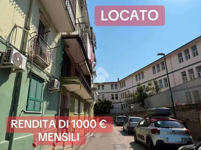Appartamento trilocale in vendita in Via Amalfi, Barra, Napoli