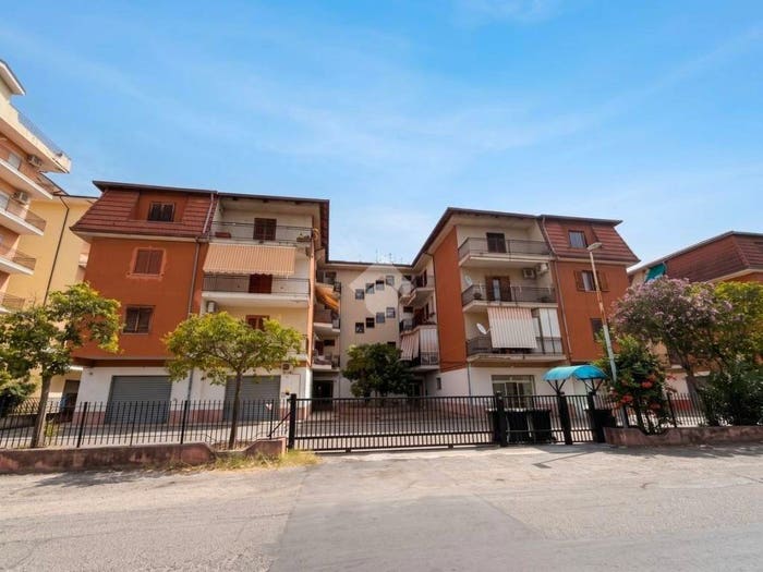Appartamento quadrilocale in vendita in Via cardame, Corigliano Scalo, CoriglianoRossano