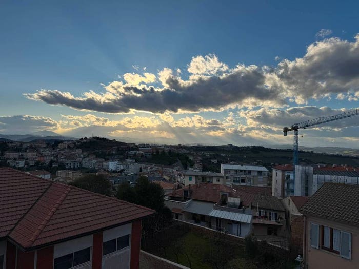 Appartamento con 5 locali in vendita in Piazzale della Ricostruzione, Centro, Fermo