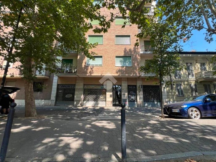 Appartamento trilocale in vendita in Viale pilone, Corso Alessandria, Asti