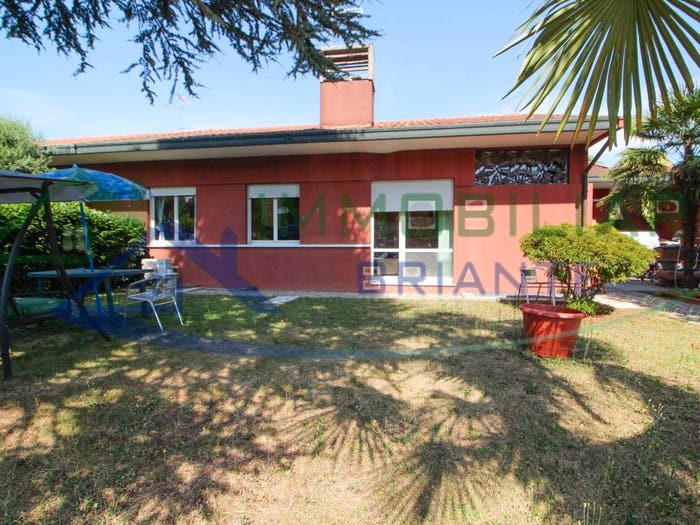 Casa quadrilocale in vendita in Via Gallarate, Centro, Castano Primo